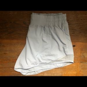 Lululemon Hotty Hot 4” Shorts